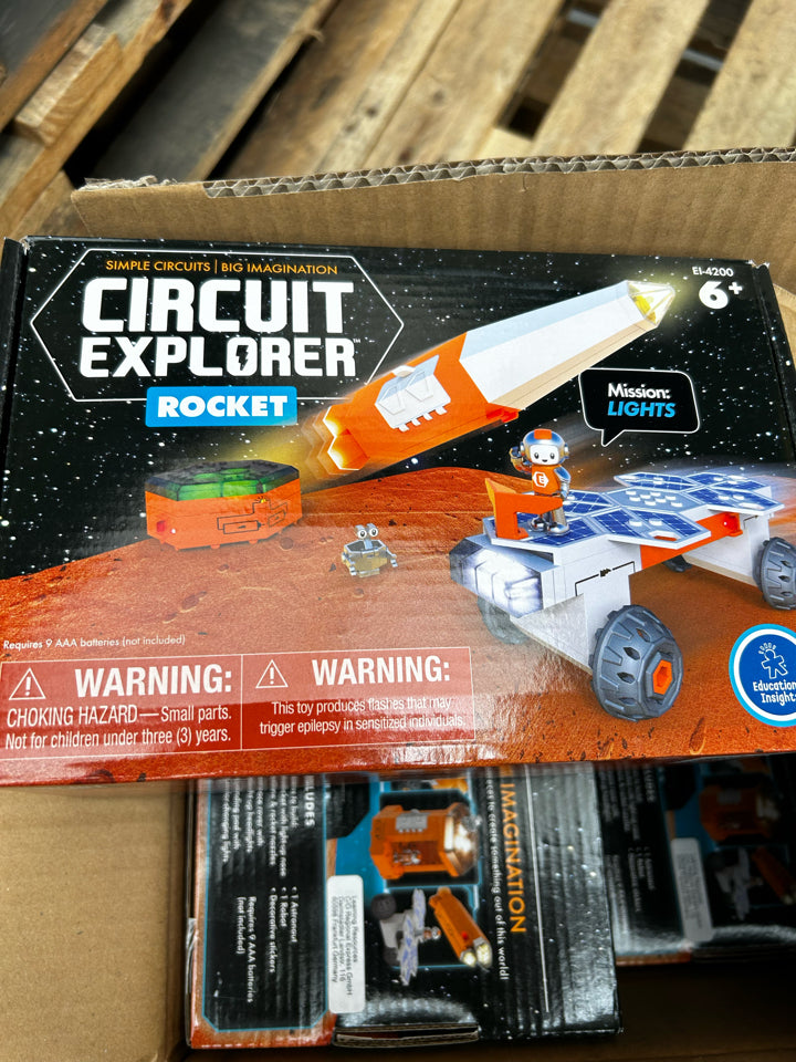 **Flash Sale - Circuit Explorer Set**
