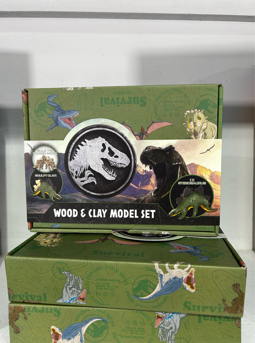 Jurassic World Wood & Clay Model Set