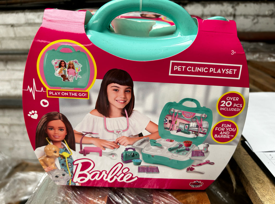*FLASH SALE - Barbie Pet Clinic Case*