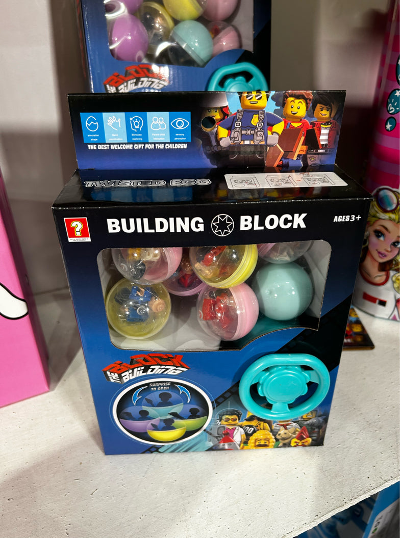 Lego Figure Style Capsule Reveal Box