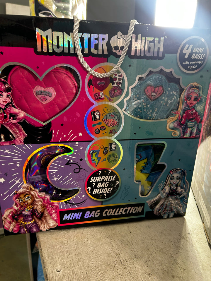 Monster High Mini Bag Collection