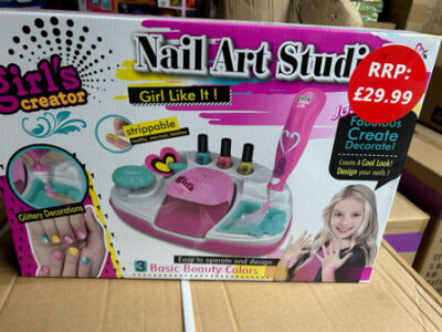 **FLASH SALE - Nail Art Studio**