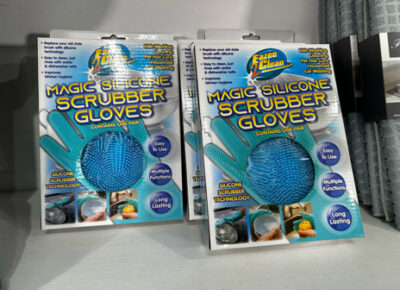 Pair of Magic Scrubber Gloves